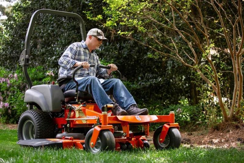 Trator Cortador de Grama Husqvara Giro Zero MZ54 Motor 24HP